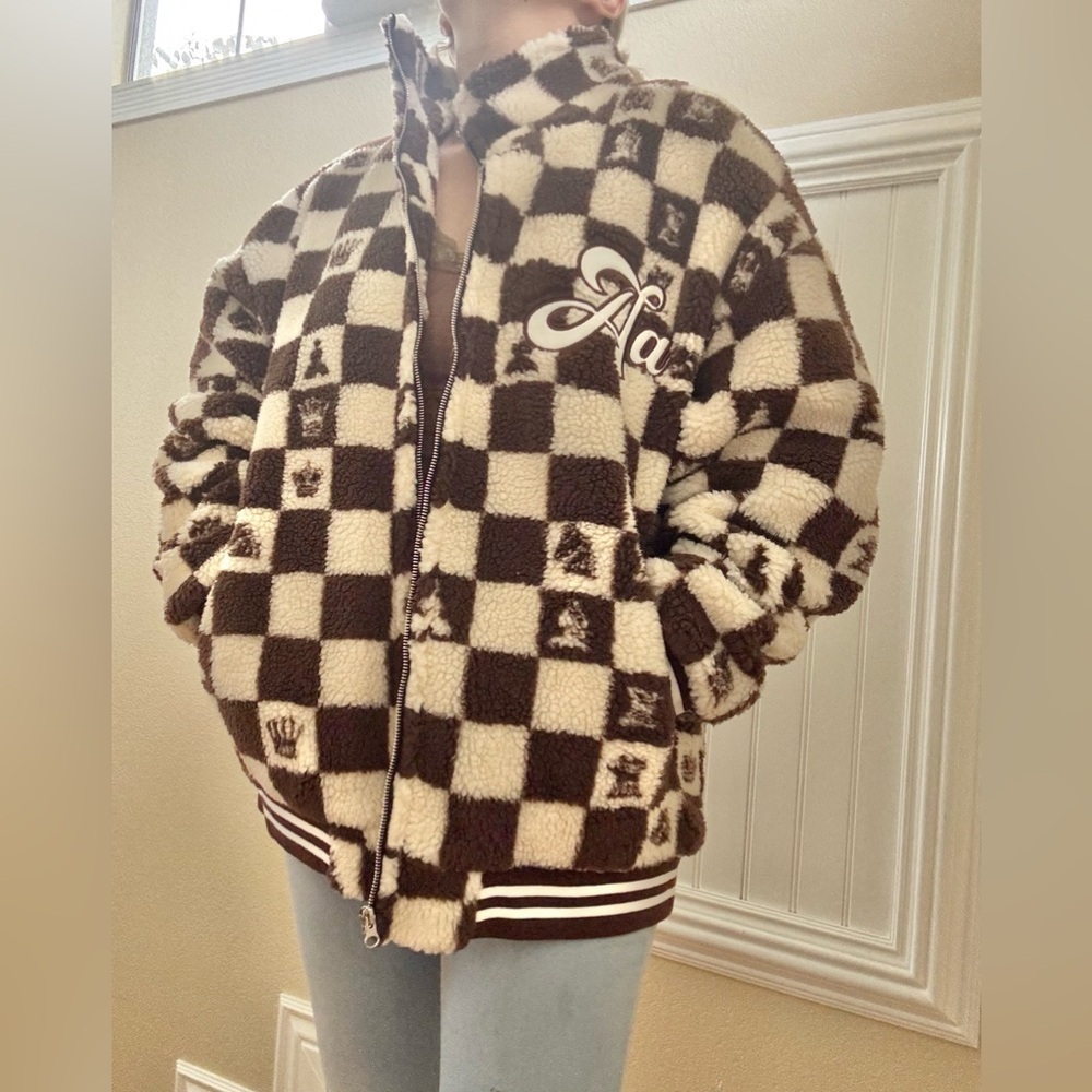 New Brown and Cream Checkered Fleece Jacket - Picture 5 of 9